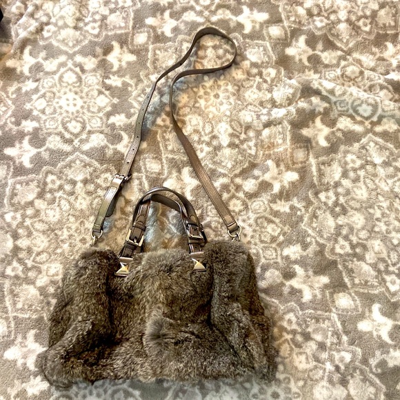 Michael Kors grey rabbit fur purse. With mk storage bag. - Picture 4 of 5